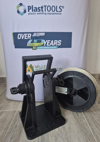 Dispencer / suport anti-infasurare pentru electrodul de sudura